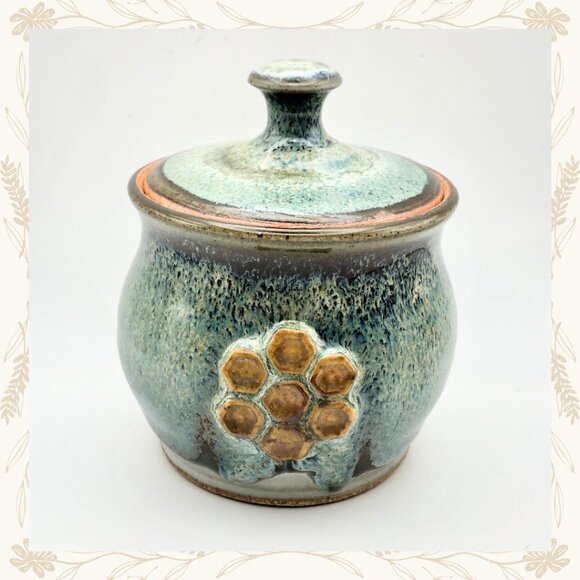 Signed Studio Pottery Honey Pot - Picture 1 of 9
